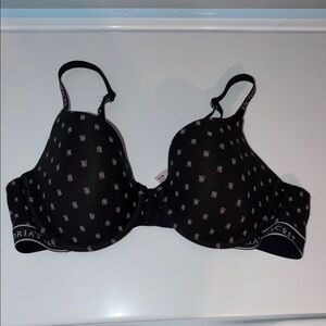 VICTORIAS SECRET LIGHTLY LINED BRA